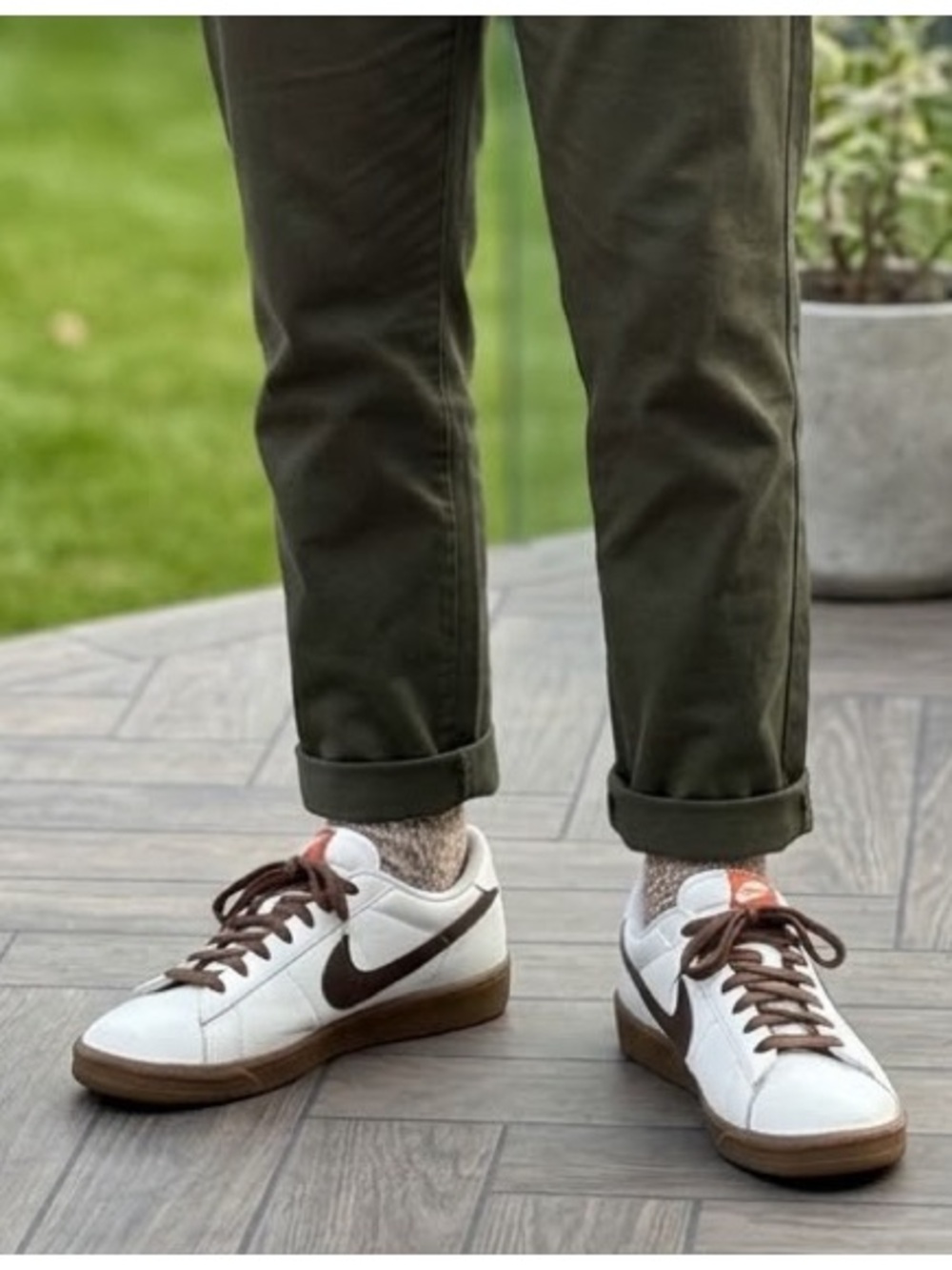 Vintage 2006 Nike Tennis Classic Leather Shoes White Brown Gum Size 11